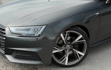 Audi A4, 2018 год, 2 350 000 рублей, 12 фотография