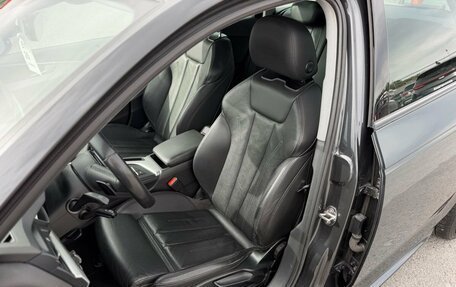 Audi A4, 2018 год, 2 350 000 рублей, 15 фотография