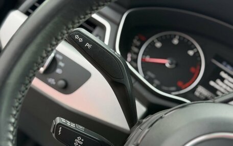 Audi A4, 2018 год, 2 350 000 рублей, 23 фотография