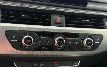 Audi A4, 2018 год, 2 350 000 рублей, 29 фотография