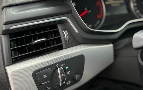 Audi A4, 2018 год, 2 350 000 рублей, 32 фотография