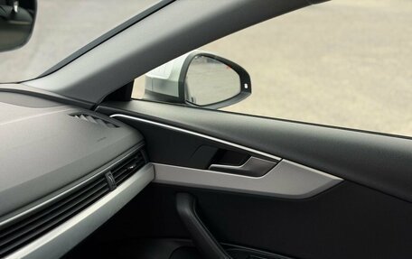 Audi A4, 2018 год, 2 350 000 рублей, 31 фотография