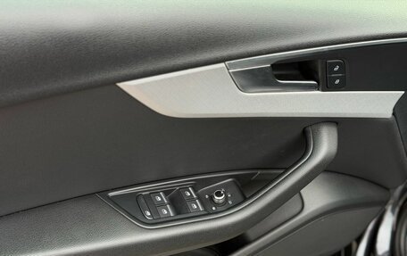 Audi A4, 2018 год, 2 350 000 рублей, 35 фотография