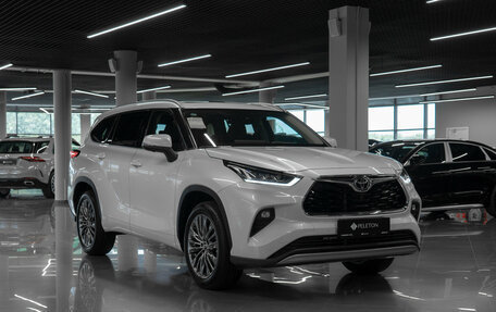 Toyota Highlander, 2026 год, 5 050 000 рублей, 2 фотография