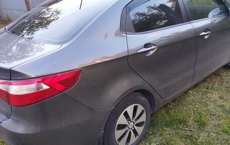 KIA Rio III рестайлинг, 2013 год, 1 000 000 рублей, 7 фотография
