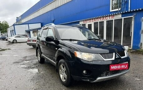 Mitsubishi Outlander III рестайлинг 3, 2007 год, 650 000 рублей, 2 фотография