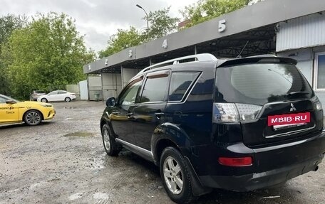 Mitsubishi Outlander III рестайлинг 3, 2007 год, 650 000 рублей, 6 фотография