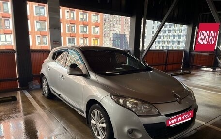 Renault Megane III, 2011 год, 800 000 рублей, 2 фотография
