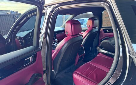 Porsche Cayenne III, 2018 год, 5 400 000 рублей, 15 фотография