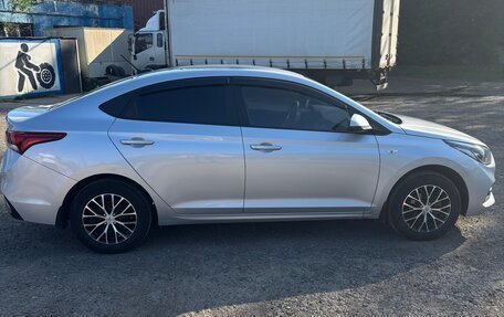 Hyundai Solaris II рестайлинг, 2018 год, 1 127 000 рублей, 4 фотография