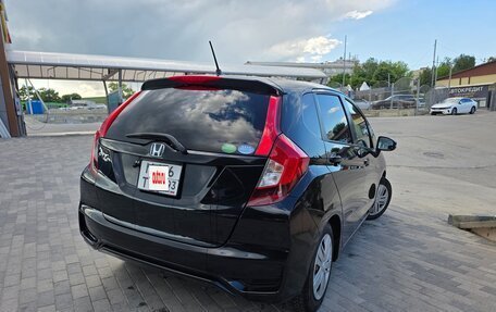 Honda Fit III, 2018 год, 1 250 000 рублей, 2 фотография