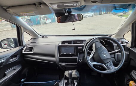 Honda Fit III, 2018 год, 1 250 000 рублей, 4 фотография