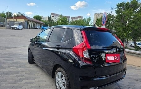 Honda Fit III, 2018 год, 1 250 000 рублей, 3 фотография