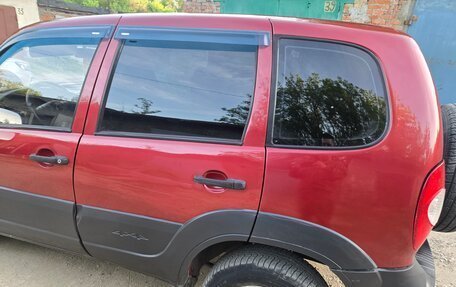 Chevrolet Niva I рестайлинг, 2012 год, 430 000 рублей, 2 фотография