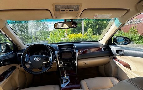 Toyota Camry, 2012 год, 1 800 000 рублей, 3 фотография