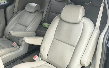 KIA Carnival III, 2017 год, 2 280 000 рублей, 6 фотография