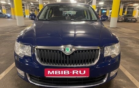 Skoda Superb III рестайлинг, 2012 год, 1 470 000 рублей, 2 фотография