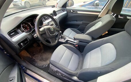 Skoda Superb III рестайлинг, 2012 год, 1 470 000 рублей, 8 фотография