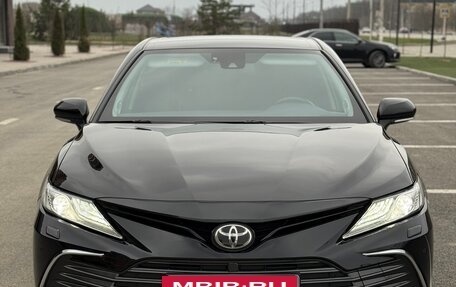 Toyota Camry, 2018 год, 2 580 000 рублей, 2 фотография