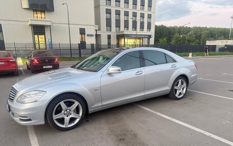 Mercedes-Benz S-Класс, 2012 год, 1 710 000 рублей, 6 фотография