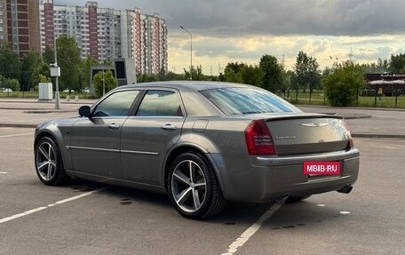 Chrysler 300C II, 2006 год, 1 350 000 рублей, 3 фотография