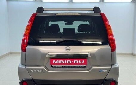 Nissan X-Trail, 2010 год, 975 000 рублей, 3 фотография