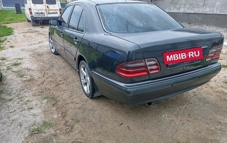 Mercedes-Benz E-Класс, 1999 год, 285 000 рублей, 5 фотография