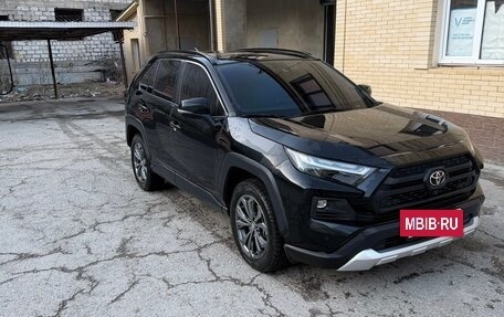Toyota RAV4, 2024 год, 3 550 000 рублей, 3 фотография
