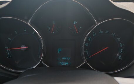 Chevrolet Cruze II, 2009 год, 500 000 рублей, 9 фотография