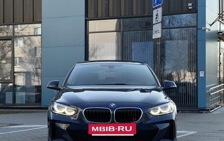 BMW 1 серия, 2021 год, 1 800 000 рублей, 2 фотография