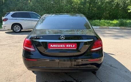 Mercedes-Benz E-Класс, 2017 год, 1 450 000 рублей, 5 фотография