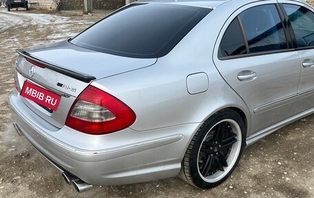 Mercedes-Benz E-Класс, 2005 год, 1 700 000 рублей, 5 фотография