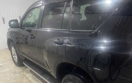 Toyota Land Cruiser Prado 150 рестайлинг 2, 2015 год, 2 800 000 рублей, 6 фотография