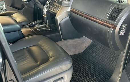 Toyota Land Cruiser 200, 2010 год, 2 900 000 рублей, 12 фотография