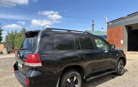Toyota Land Cruiser 200, 2010 год, 2 900 000 рублей, 3 фотография