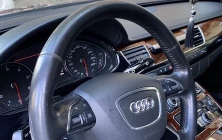 Audi A8, 2011 год, 2 250 000 рублей, 7 фотография