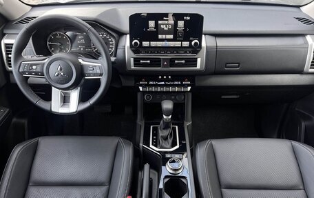 Mitsubishi L200, 2025 год, 5 690 000 рублей, 9 фотография