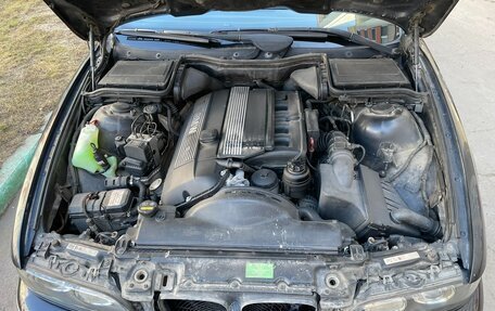 BMW 5 серия, 2002 год, 1 000 000 рублей, 10 фотография