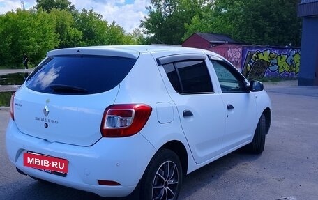 Renault Sandero II рестайлинг, 2014 год, 820 000 рублей, 5 фотография