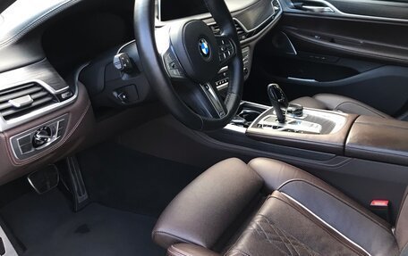 BMW 7 серия, 2019 год, 7 600 000 рублей, 11 фотография