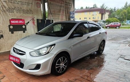 Hyundai Solaris II рестайлинг, 2013 год, 660 000 рублей, 2 фотография