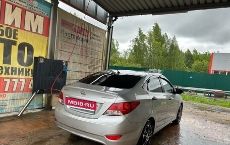 Hyundai Solaris II рестайлинг, 2013 год, 660 000 рублей, 6 фотография