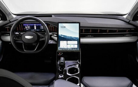 Geely Atlas, 2024 год, 3 200 000 рублей, 18 фотография