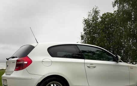 BMW 1 серия, 2010 год, 600 000 рублей, 3 фотография