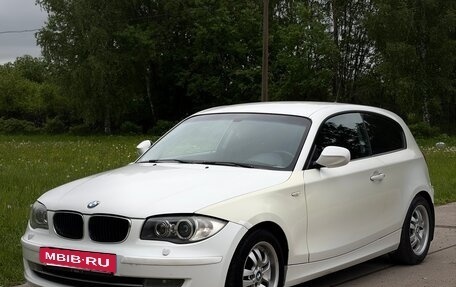 BMW 1 серия, 2010 год, 600 000 рублей, 2 фотография