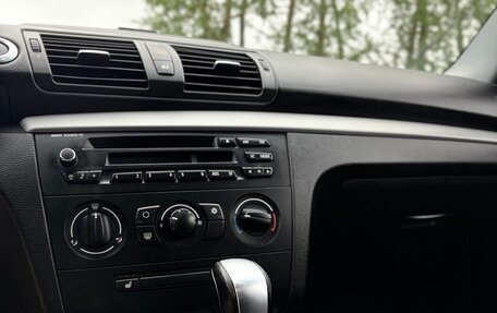 BMW 1 серия, 2010 год, 600 000 рублей, 24 фотография