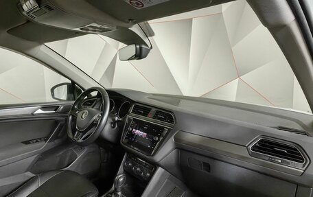 Volkswagen Tiguan II, 2019 год, 2 193 000 рублей, 13 фотография