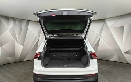 Volkswagen Tiguan II, 2019 год, 2 193 000 рублей, 12 фотография