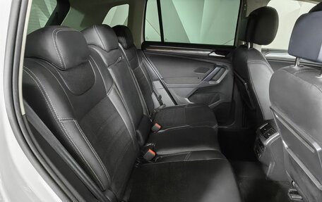 Volkswagen Tiguan II, 2019 год, 2 193 000 рублей, 16 фотография