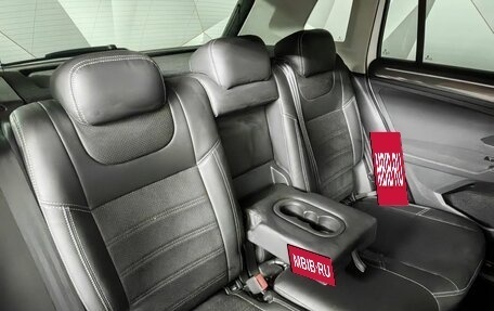 Volkswagen Tiguan II, 2019 год, 2 193 000 рублей, 17 фотография